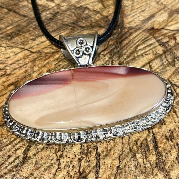 Burgundy Brown Mookaite Pendant - Picture 12 of 15